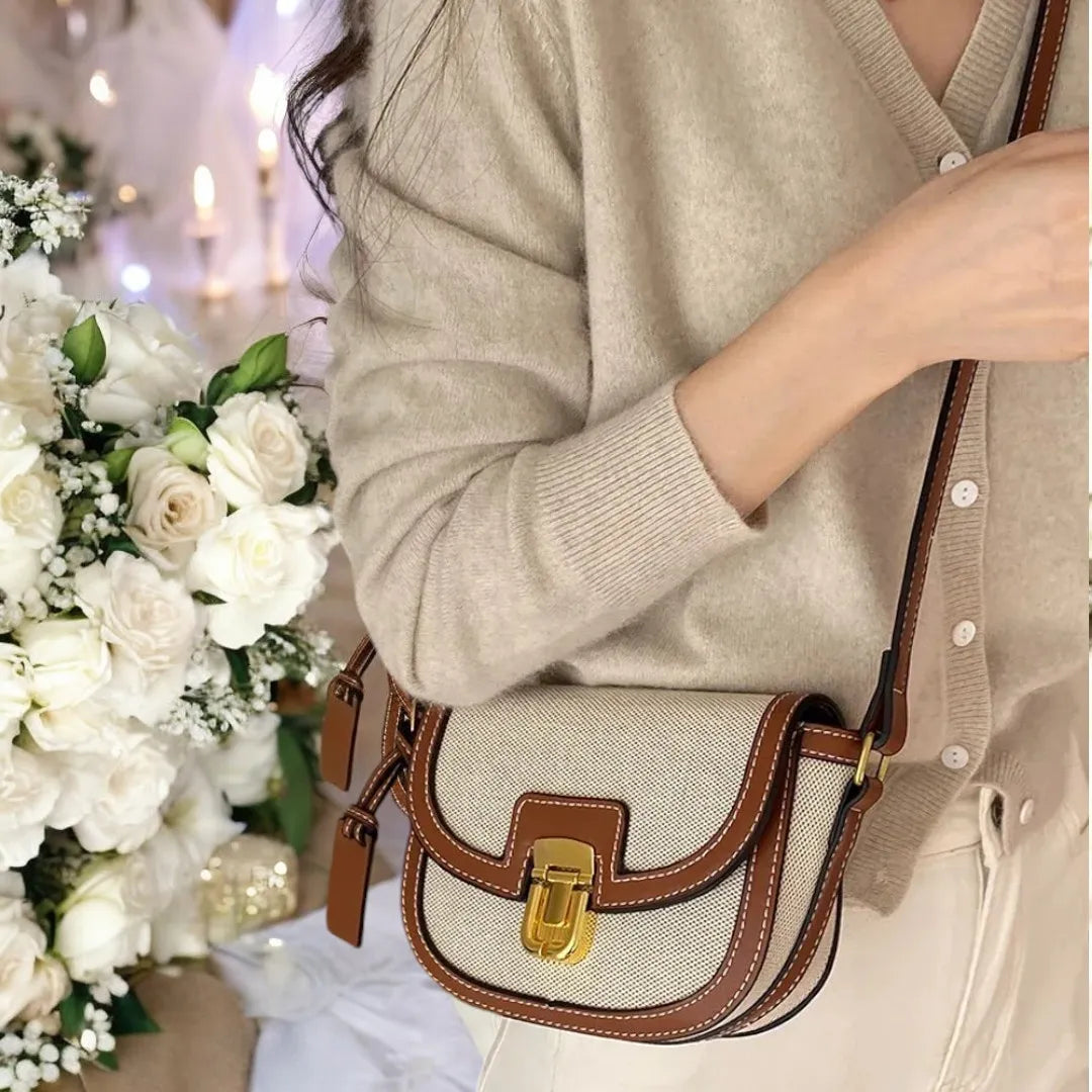 Bolsas, Bolsa, Bolsas de Couro, Bolsa Feminina, Bolsa de Couro Sofisticada, Bolsa Ombro Baguete, Bolsa Feminina em Couro, Bolsa de Couro, Bolsa Tote Premium, Bolsa de Ombro Baguete, Bolsa Premium Feminina, Bolsa Feminina Luxuosa, Bolsa Baguete Feminina, Bolsa de Couro Grande